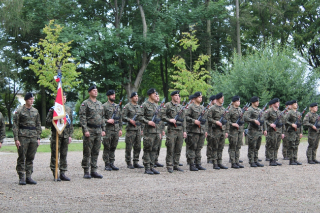 kompania honorowa 8.Kołobrzeskiego Batalionu Saperów w Dziwnowie